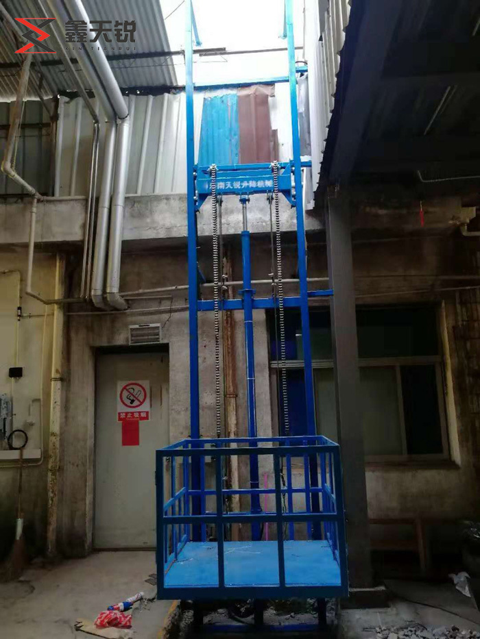 云浮导轨式升降货梯